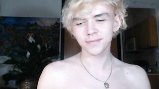 The most appealing Camboy you've Ever Seen (4)