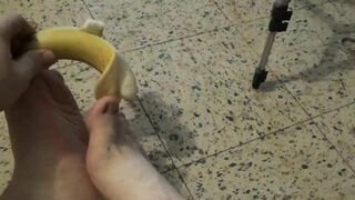 Foot Banana